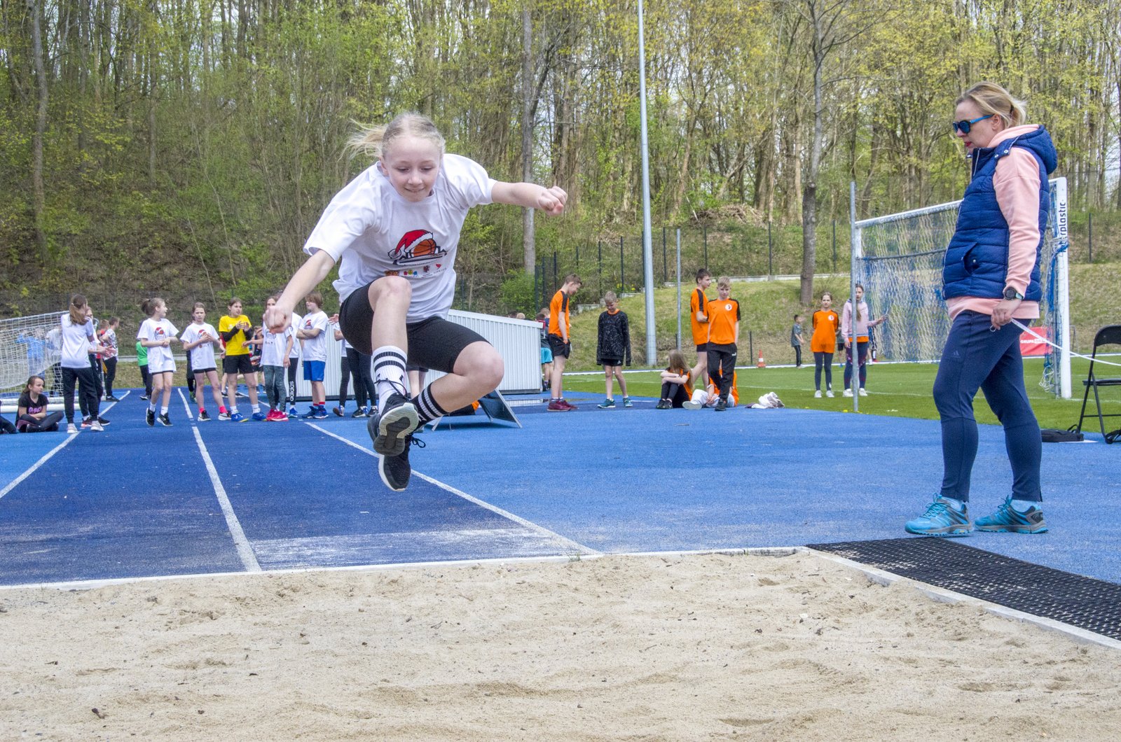 Eliminacje gminne w czwórboju lekkoatletycznym w Igrzyskach Dzieci SZS 2022