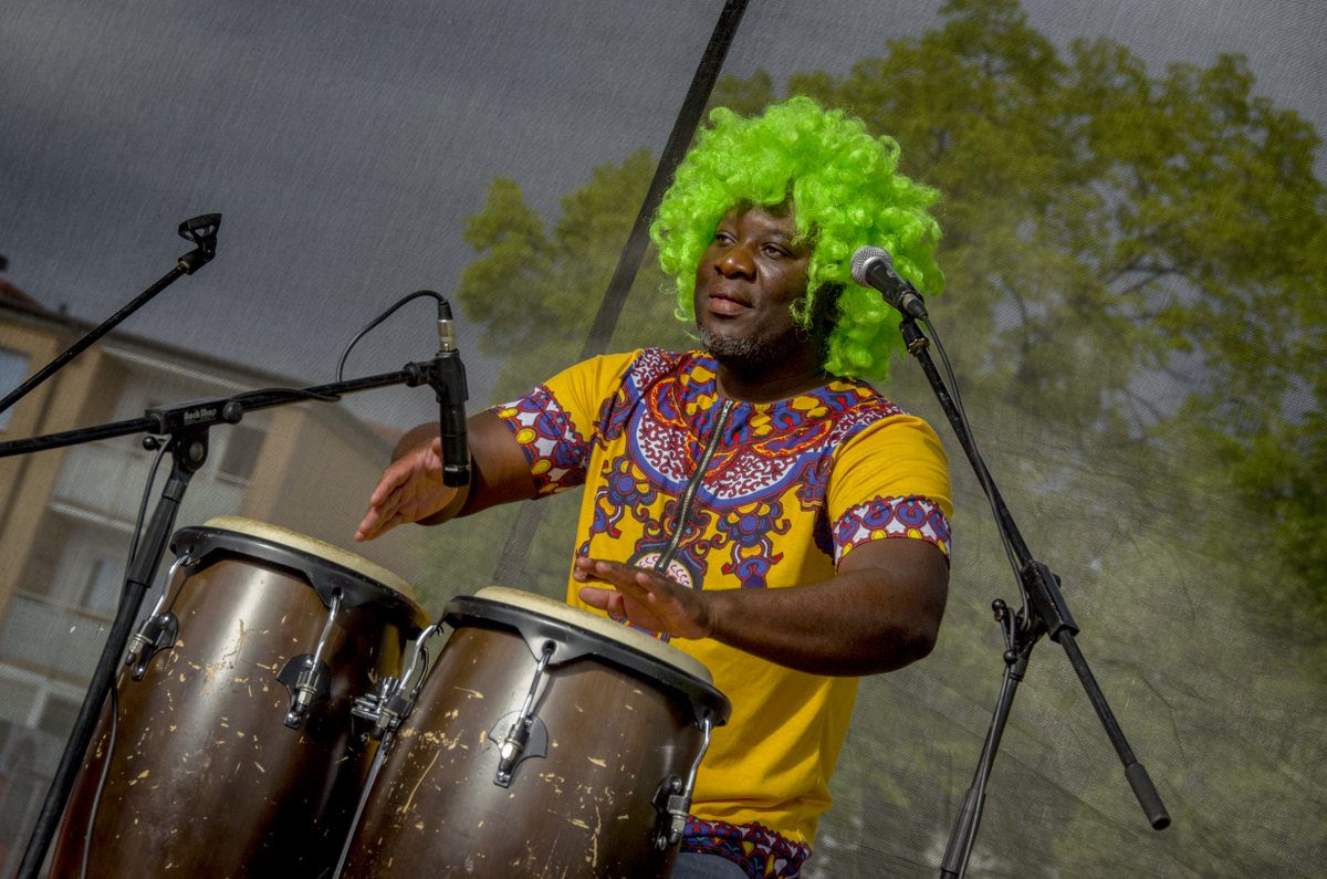 Zespół Jambo Africa na kartuskim Rynku