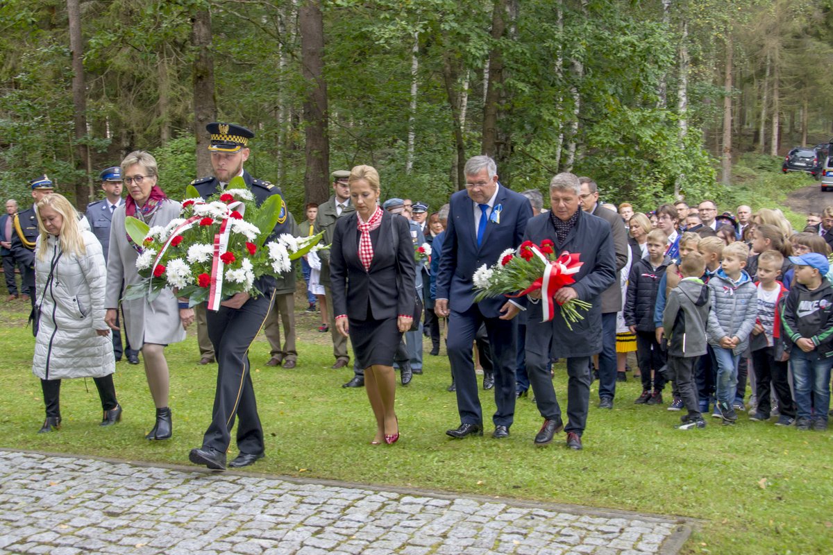 Uroczystości upamiętniające ofiary II wojny światowej