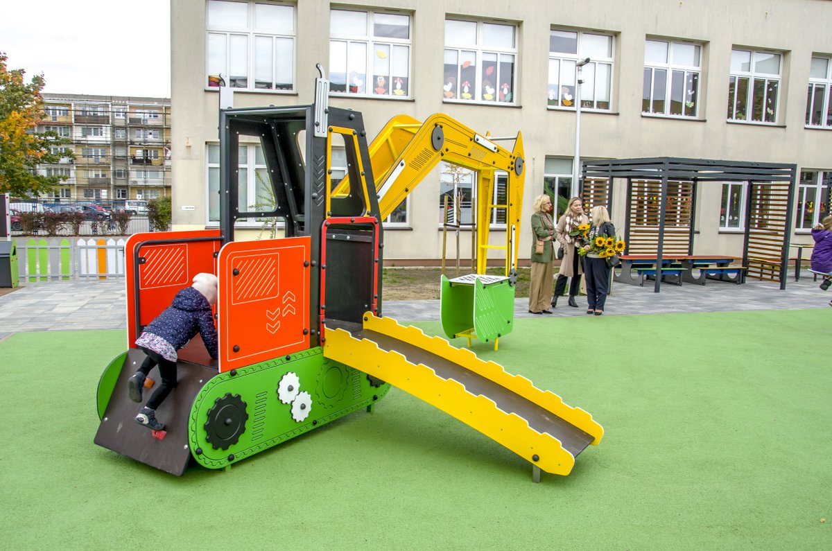 Uroczystość otwarcia przedszkola i placu zabaw w Kartuzach